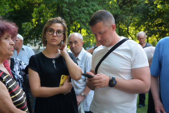 Нові паркомісця, LED-освітлення та дитячий майданчик: відремонтують один з найгірших дворів Луцька