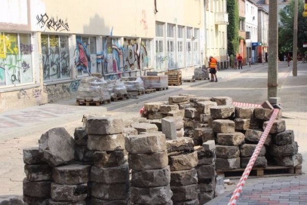 Луцькій вулиці повернули давнє обличчя. ФОТО