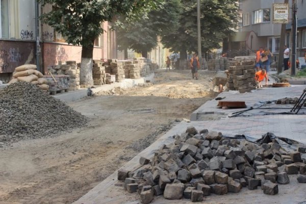 Луцькій вулиці повернули давнє обличчя. ФОТО