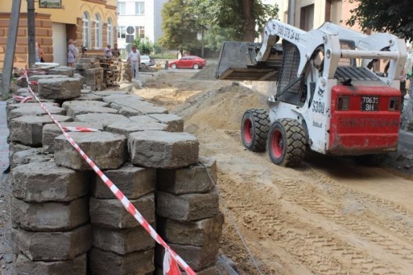 Луцькій вулиці повернули давнє обличчя. ФОТО