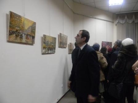 На Волині виставку картин відкривали під музику. ФОТО