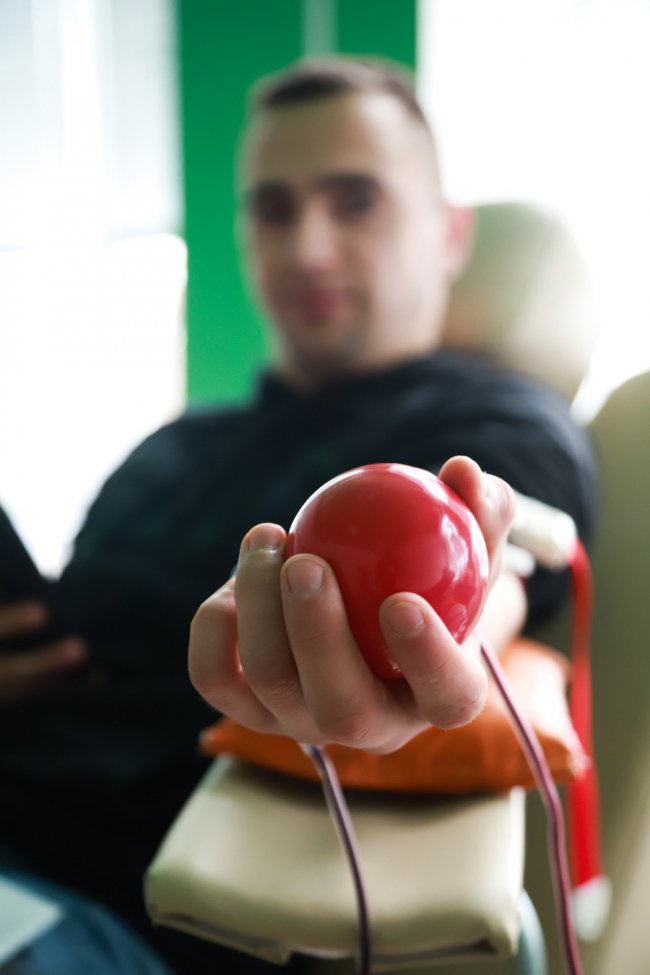 Волинські рятувальники здали кров для поранених військових