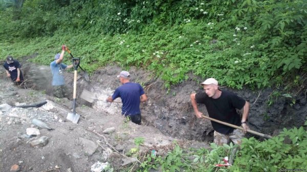 На Волині знайшли поховальну яму без датування. ФОТО