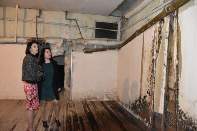 Луцький підвал перетворять на спортзал