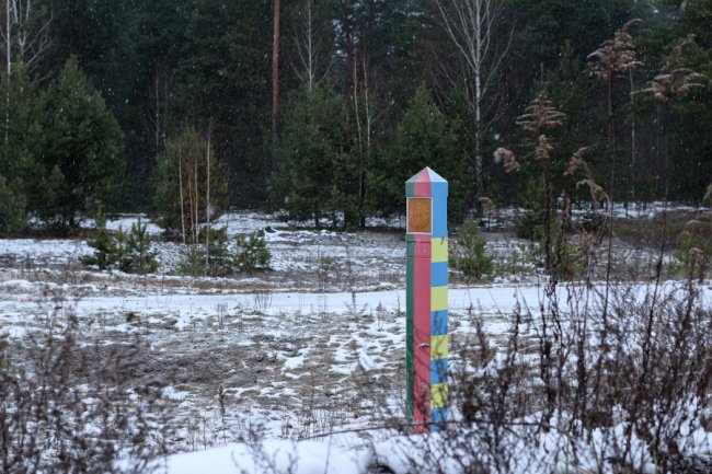 За 200 метрів від загрози: як укріплюють кордон із Білоруссю. ФОТО