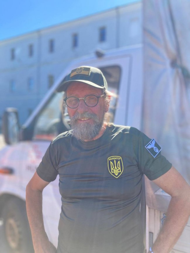 Художник зі Швеції передав воїнам луцького «Любарта» квадроцикл. ФОТО