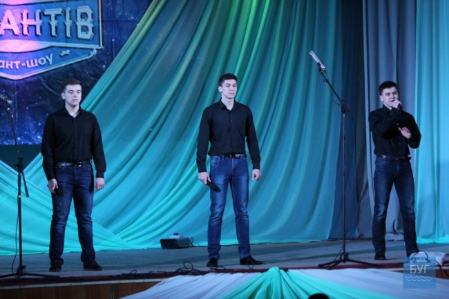 Від репу до математики: які таланти демонстрували на конкурсі у Володимирі. ФОТО