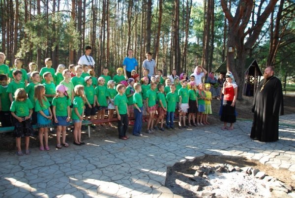  Як діти відпочивають у християнському таборі. ФОТО. ВІДЕО