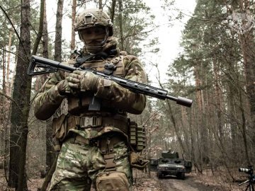 Один підрозділ ССО за день знищив 25 окупантів і 6 одиниць техніки: ефектне відео