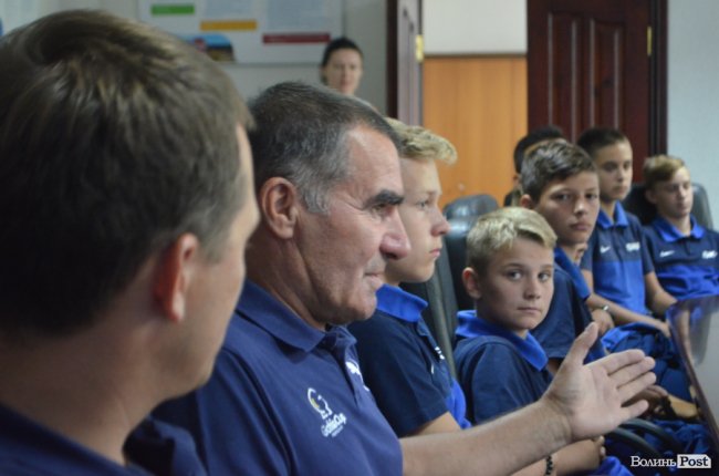 Футболісти луцького «Підшипника» підкорювали найбільший у світі юнацький чемпіонат*