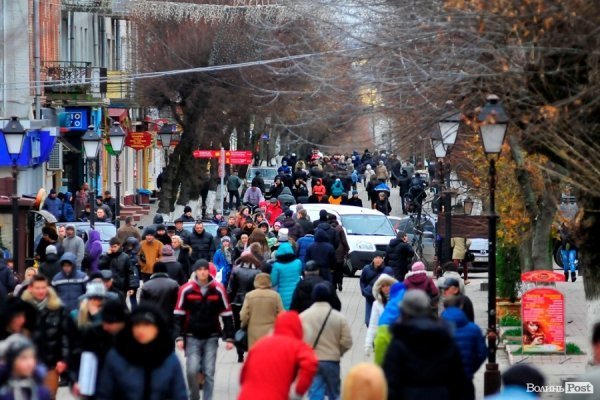 Віче на луцькому Майдані. ФОТО