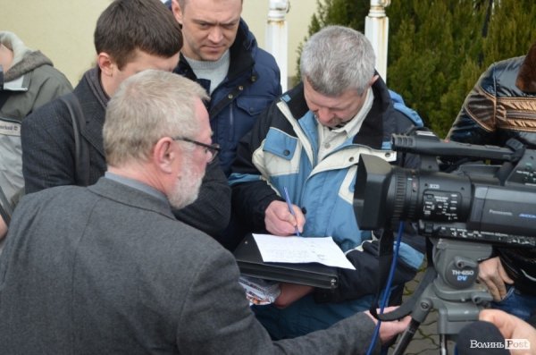 Активісти луцького Майдану попросили в Євросоюзу санкцій проти «репресантів». ФОТО
