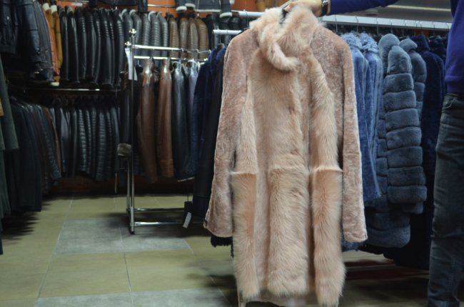 У магазині шкіри та хутра «Steel» – нова колекція, знижки та подарунки*