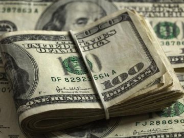 Як безпечно купувати долари?*