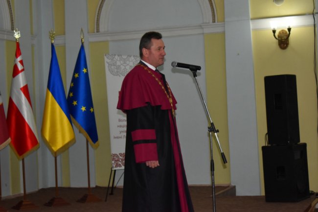 Магістри Лесиного вишу протягом 5 днів отримують дипломи