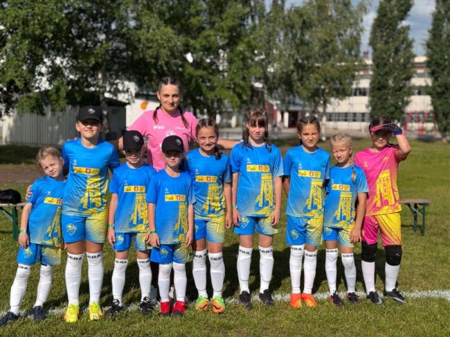 Дівчача футбольна команда з Луцька «Амазонка» підкорила Швецію