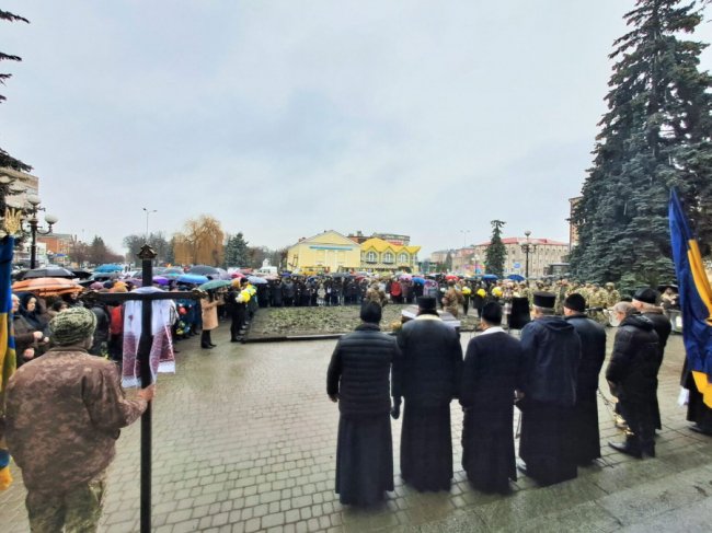 Навіки 43: у Ковелі попрощалися з полеглим зенітником