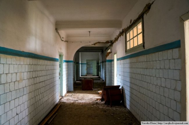 Показали, який вигляд має закинута адмінбудівля колишньої шахти № 5 «Нововолинська». ФОТО. ВІДЕО