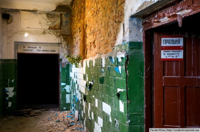 Показали, який вигляд має закинута адмінбудівля колишньої шахти № 5 «Нововолинська». ФОТО. ВІДЕО