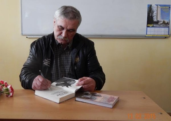 Василю Шкляру у Луцьку присвоїли звання почесного професора. ФОТО