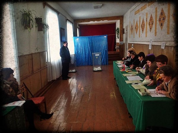 Волиняни не поспішають йти на вибори. ФОТО