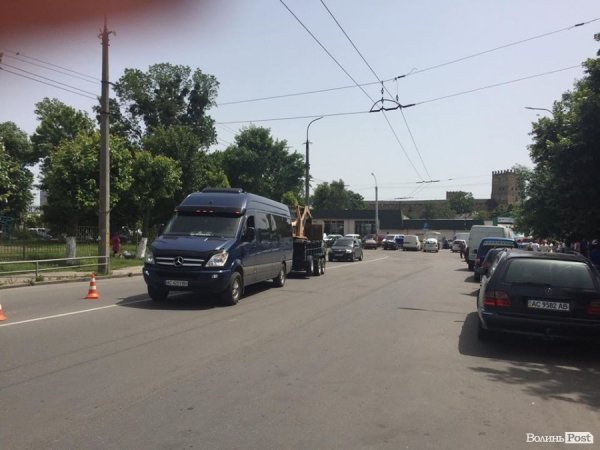 У Луцьку аварія: зіткнулися дві автівки. ФОТО