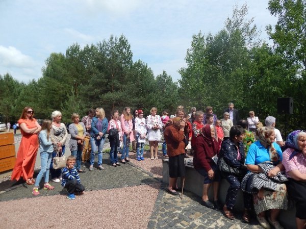 На Ковельщині спорудили Меморіал пам'яті невинно загиблим євреям. ФОТО