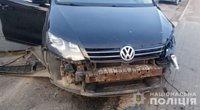 На Волині мотоцикл зіткнувся з автомобілем