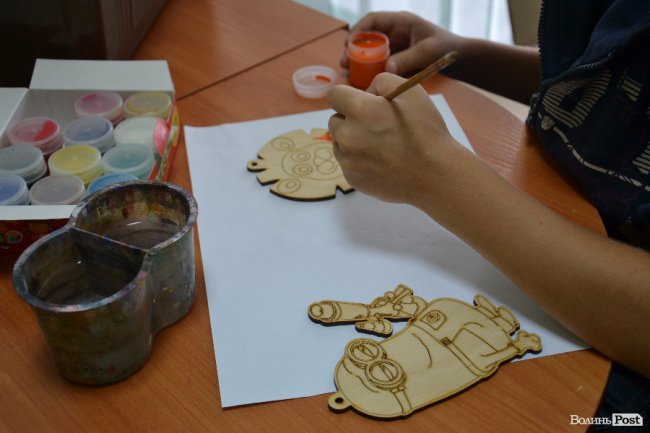 Як у Луцьку розважають дітей переселенців. ФОТО