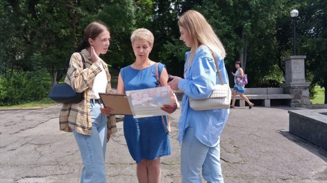 «Дні постійного болю і тривог»: дружини бійців «Азову» з Луцька чекають чоловіків із полону