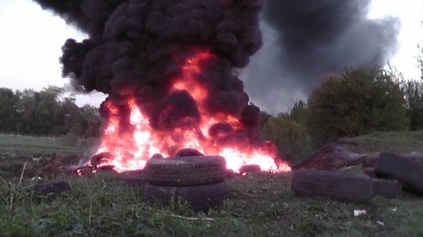 У Луцьку на Великдень спалили понад 200 шин. ФОТО