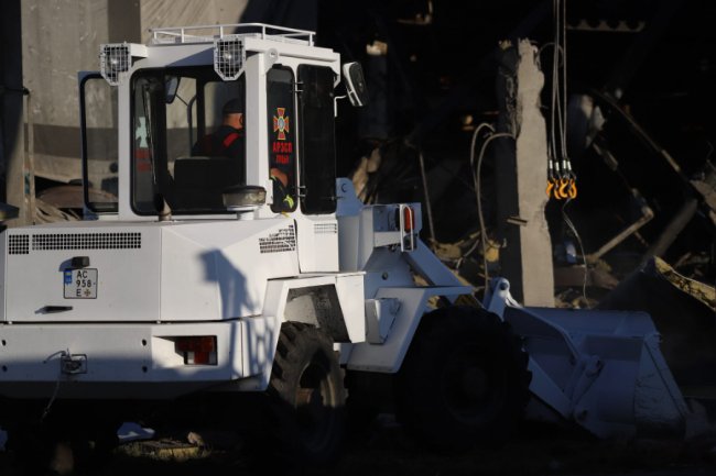 У ДСНС показали наслідки ракетного обстрілу Луцька. ФОТО