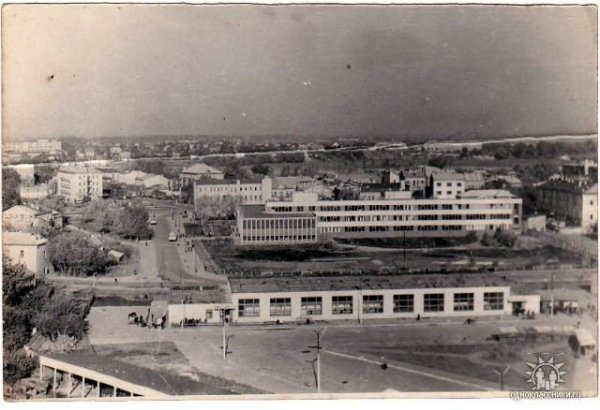 Вигляд з замку на вулицю Глушець у шістдесяті