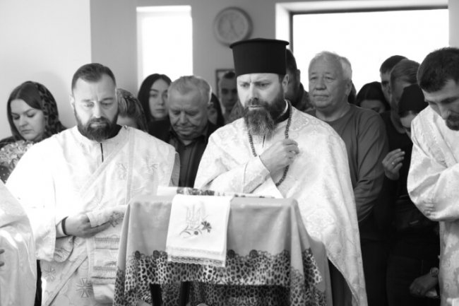 Лучани провели в останню путь Героя Володимира Бессонова