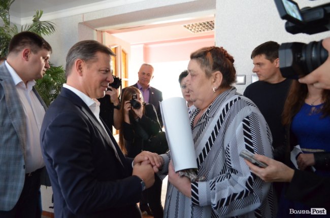 «Ми витрусимо з держави гроші для пенсіонерів та ветеранів», – Олег Ляшко у Луцьку*