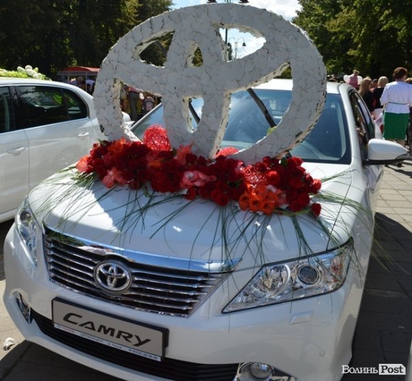 Свято квітів у Луцьку. ФОТО