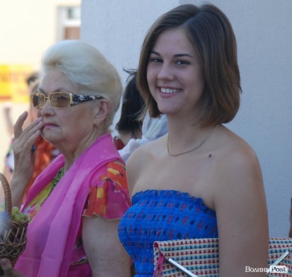 Як у Луцьку святили яблука та мед. ФОТО