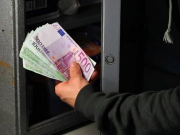 Судили волинянина, який викрадав із сейфів гроші