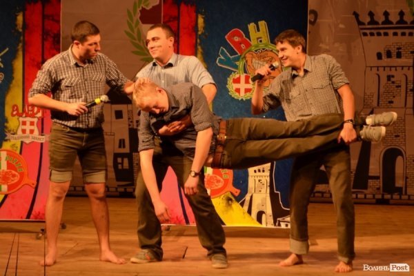 «Горохівський весільний лімузин, щоб розвернутися, їде в Луцьк», ‒ кавеенщики. ФОТО