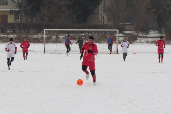 «Волинь» і сніг. ФОТО