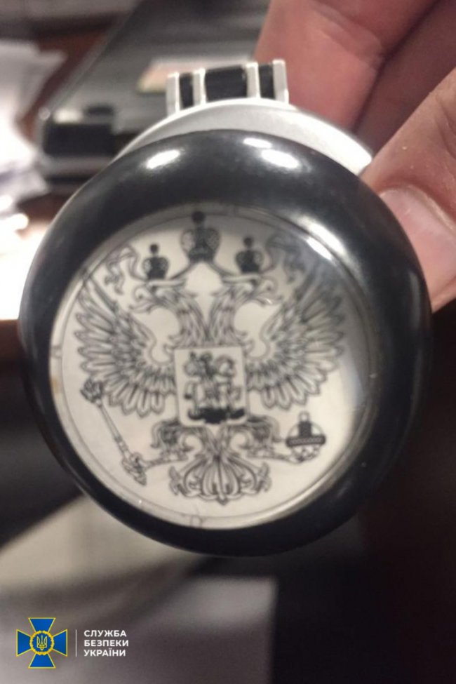 Бізнесмен зі Львова в обхід санкцій постачав рф «Роллс-Ройси» та «Майбахи», – СБУ