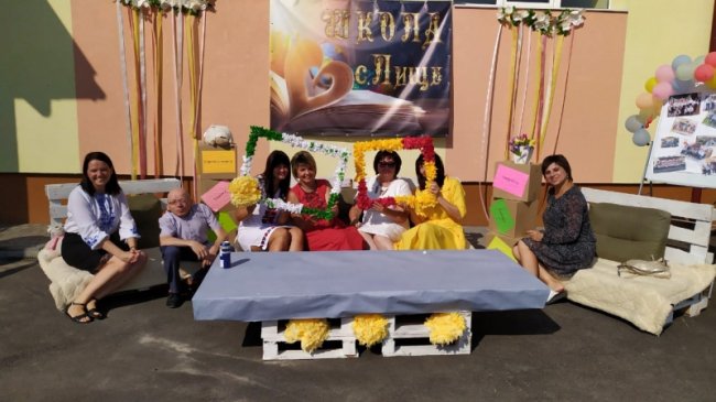 Квести, майстер-класи: у школі поблизу Луцька креативно відсвяткували перший дзвоник. ФОТО