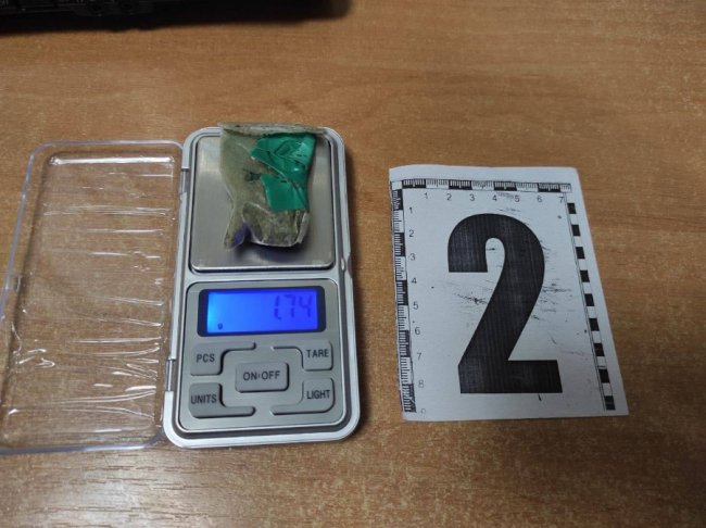 На «Ягодині» службовий пес винюхав наркотики у пасажира автобуса. ФОТО