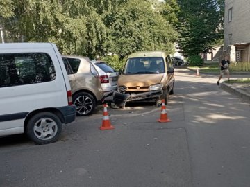 У Луцьку під колеса Peugeot потрапила 35-річна пішохідка