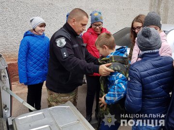 Луцьким школярам показали, як працюють вибухотехніки. ФОТО