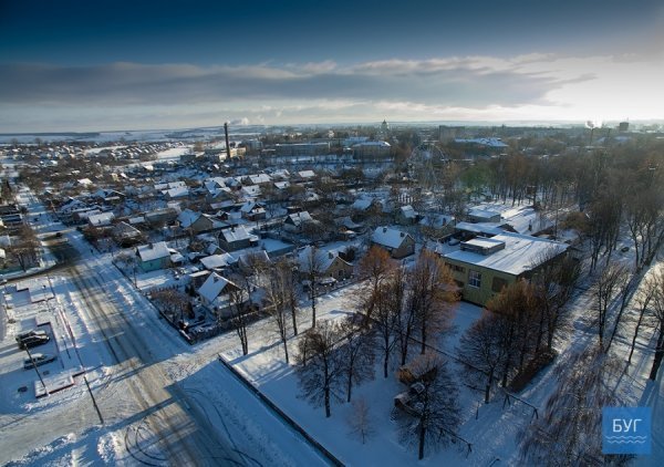 Засніжений Нововолинськ показали з висоти пташиного польоту