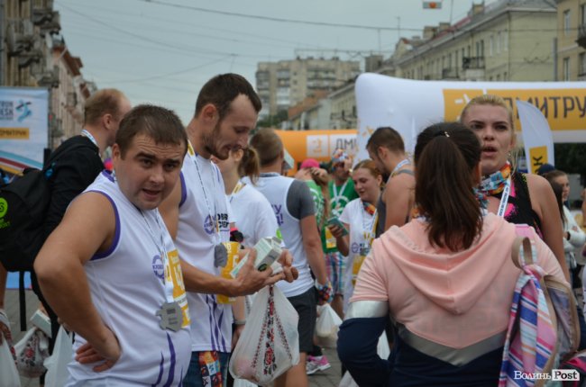 Море позитиву, блискучі результати та командна підтримка: «КроШу» взяв участь у «Luchesk Half Marathon». ФОТО*