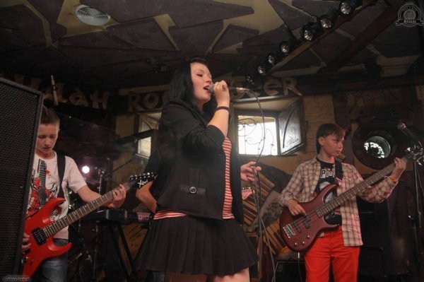 Як луцька рок-школа «знищувала попсу». ФОТО