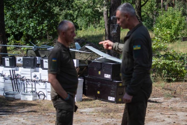 1200 дронів, 60 систем РЕБ – громада Києва посилила ЗСУ на найгарячіших напрямках, – Кличко