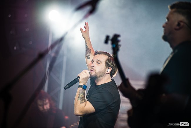 Чуттєва лірика та вибуховий рок: у Луцьку  «відгриміли» два незабутніх концерти гурту «БЕZ ОБМЕЖЕНЬ»